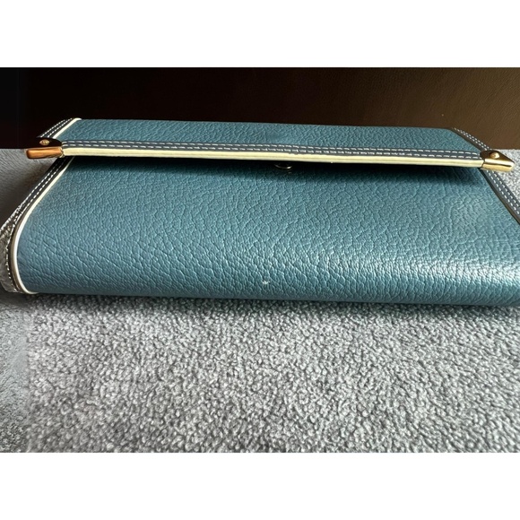 Louis Vuitton Suhali International Wallet - Picture 4 of 12